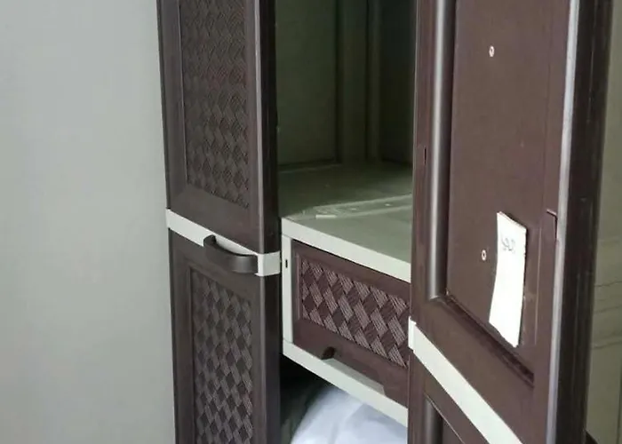 Female Doubledeck Transient Boarding House Dorm Qc * Manila